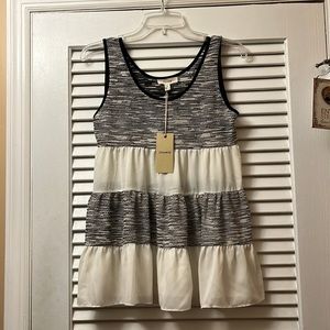 Cream and Black sleeveless Top